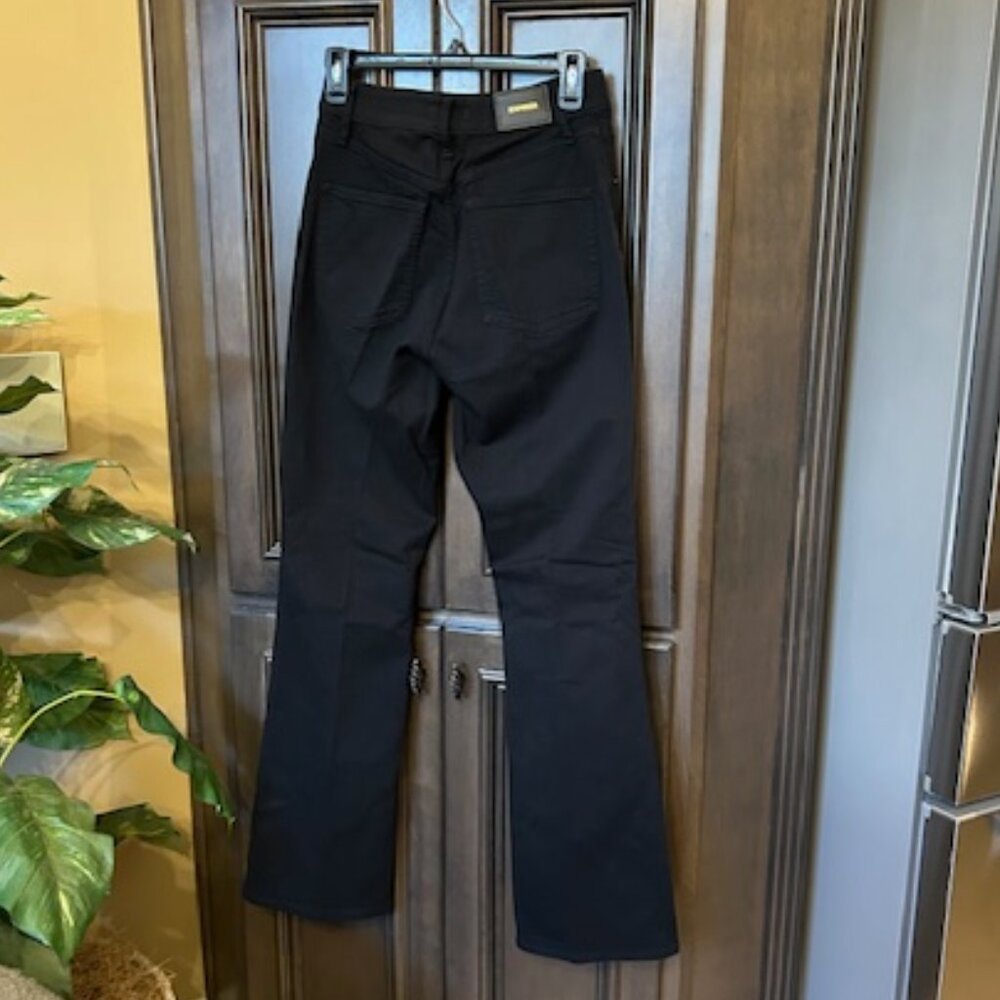 Express Curvy Mid Rise Black Bootcut Jeans - Picture 4 of 11